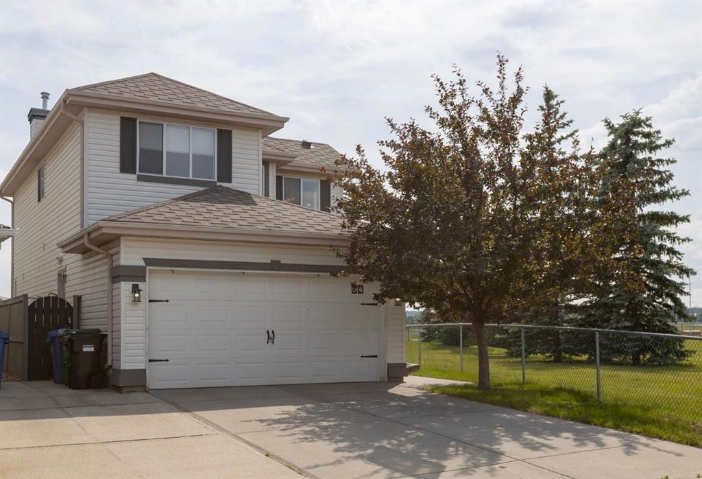 94 Somerglen Close SW, Calgary, Alberta, T2Y 3Z5