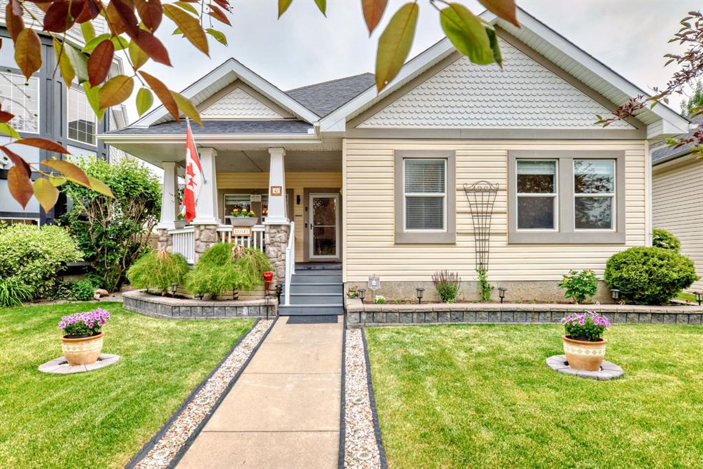 42 Inverness Close SE, Calgary, Alberta, T2Z 2X7