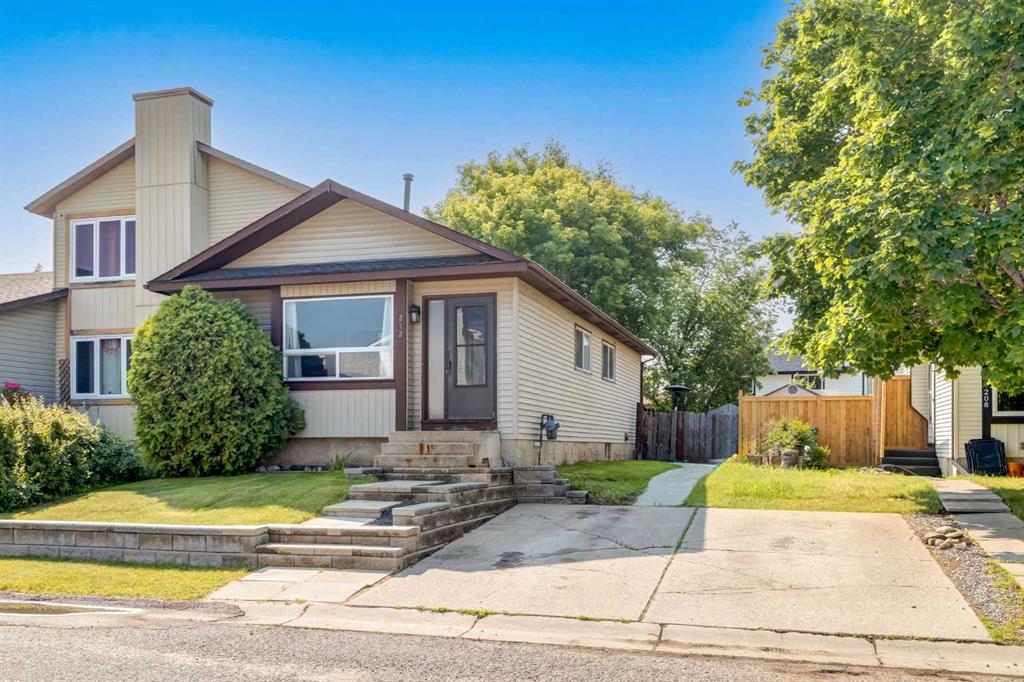 212 Deerview Court SE, Calgary, Alberta, T2J6J9