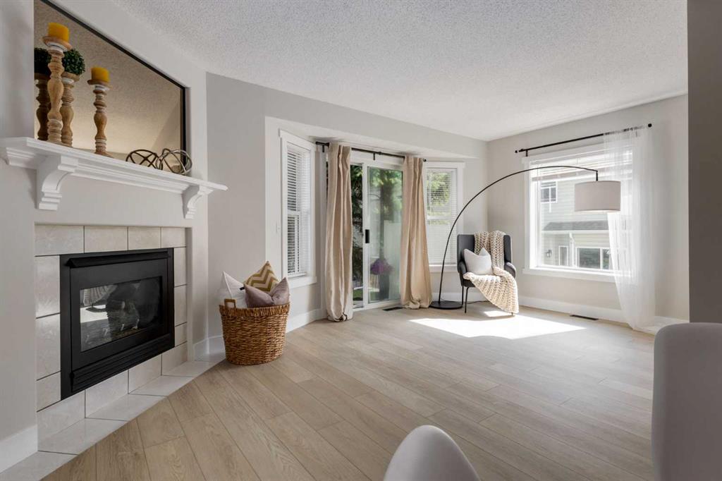16 Millrise Green SW, Calgary, Alberta, T2Y 3E8