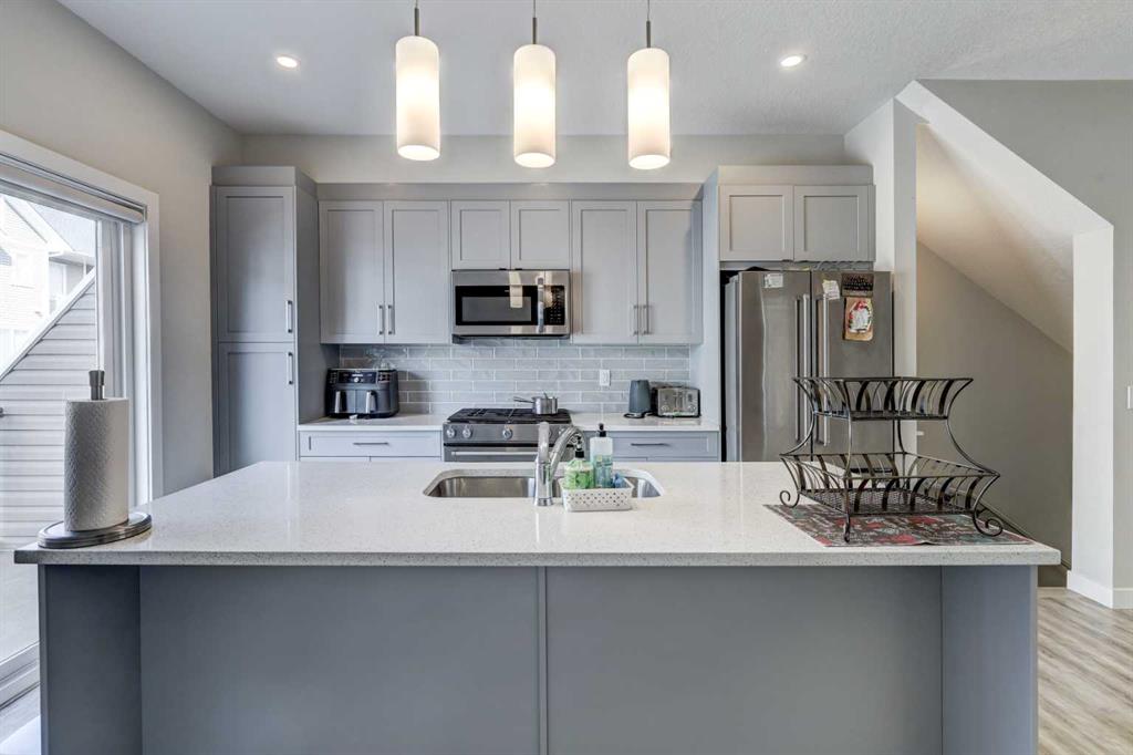 476 Canals Crossing SW, Airdrie, Alberta, T4B 4L3