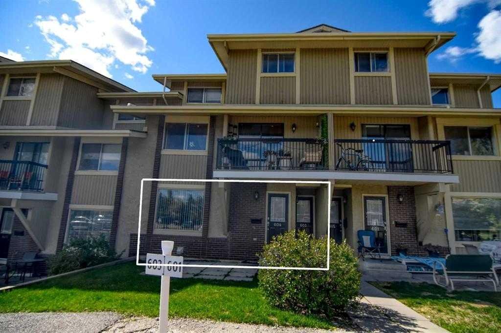 #604 2200 Woodview Drive SW, Calgary, Alberta, T2W 3N6