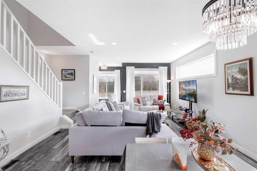 134 Walgrove Drive SE, Calgary, Alberta, T2X 2H6