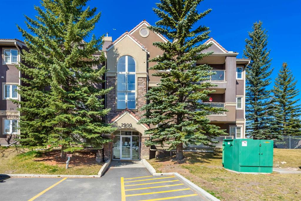 #. 2932 Edenwold Heights NW, Calgary, Alberta, T3A 3Y5