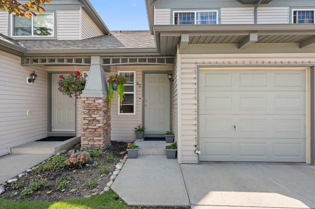 82 Everstone Place SW, Calgary, Alberta, T2Y4H9