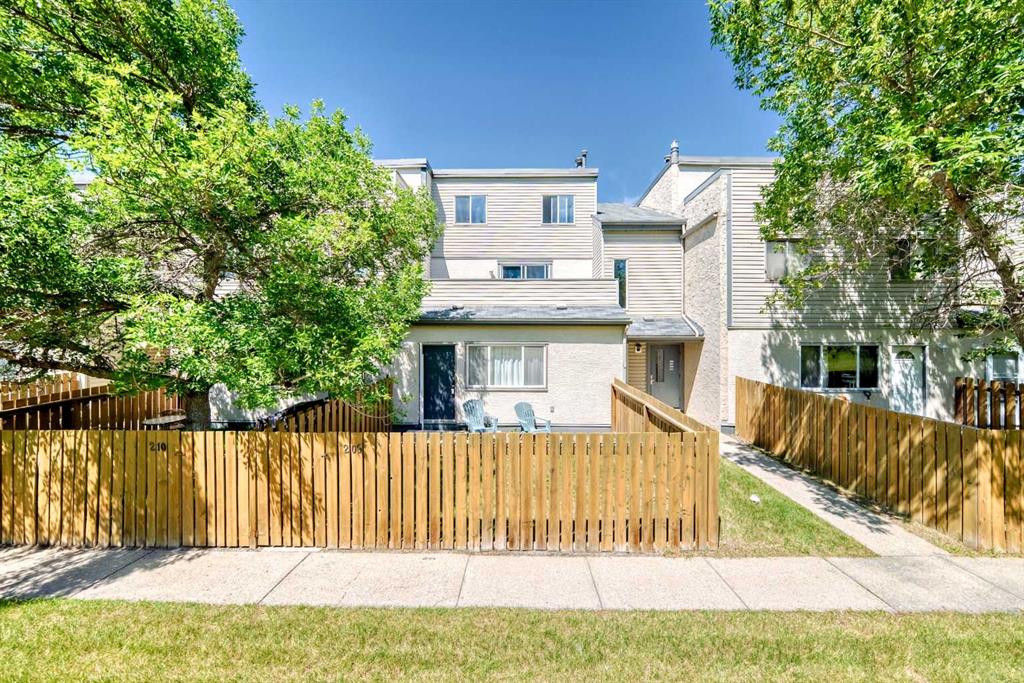 #209 1540 29 Street SW, Calgary, Alberta, T2N4M1