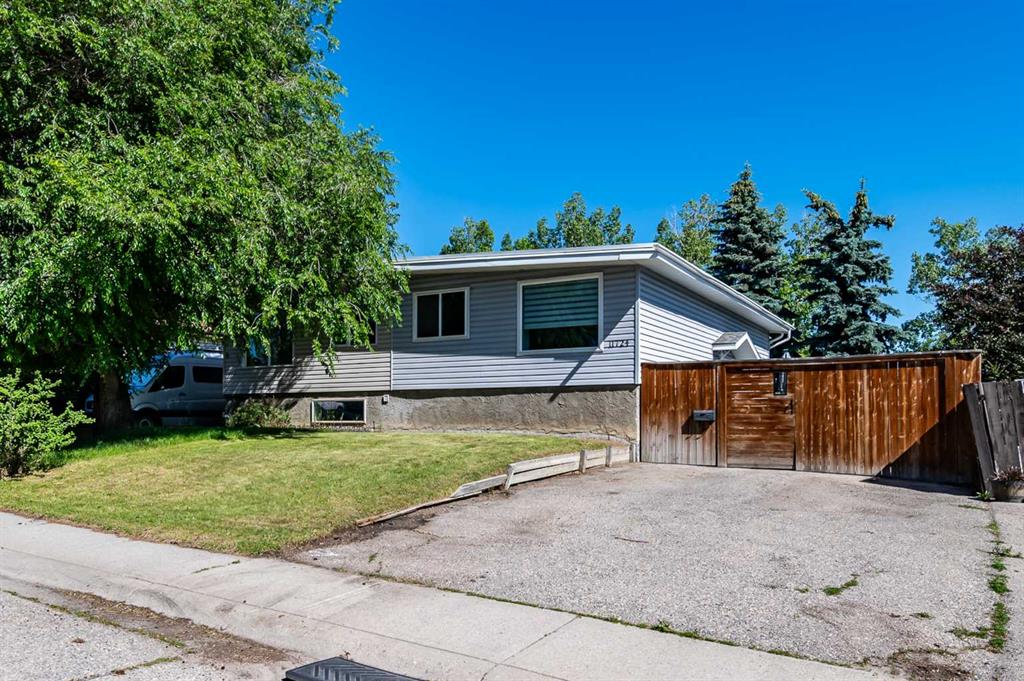 11724 Canfield Road SW, Calgary, Alberta, T2W 1V5