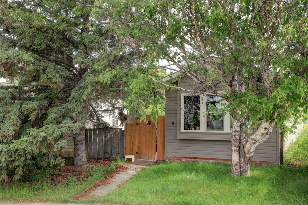 8 Birch Close, Olds, Alberta, T4H1M2