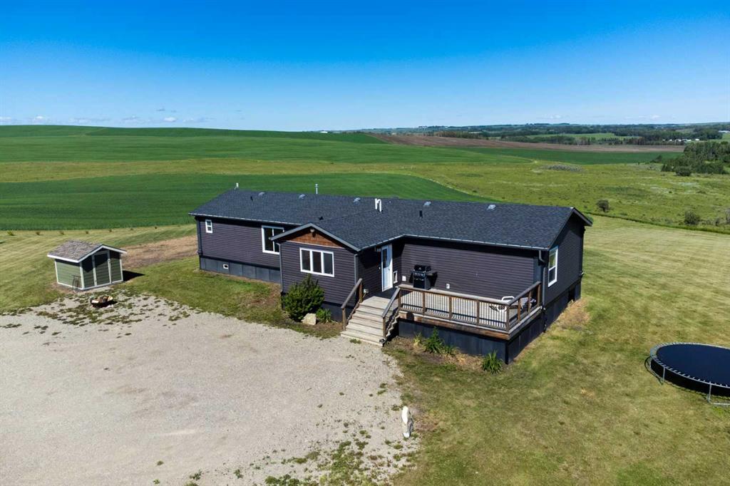 29224 RR34, Rural Mountain View County, Alberta, T0M 0S0