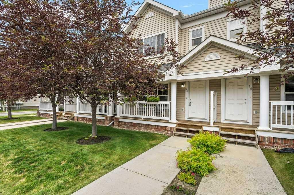 50 Country Village Gate NE, Calgary, Alberta, T3K 0L5