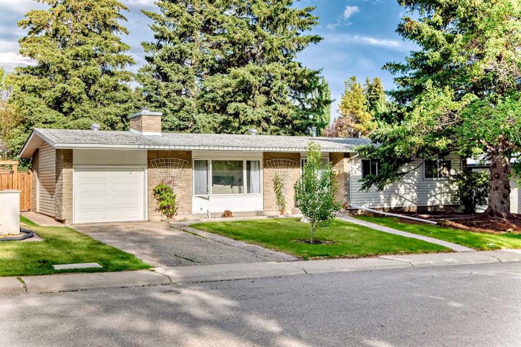 368 Capri Crescent NW, Calgary, Alberta, T2L1B2