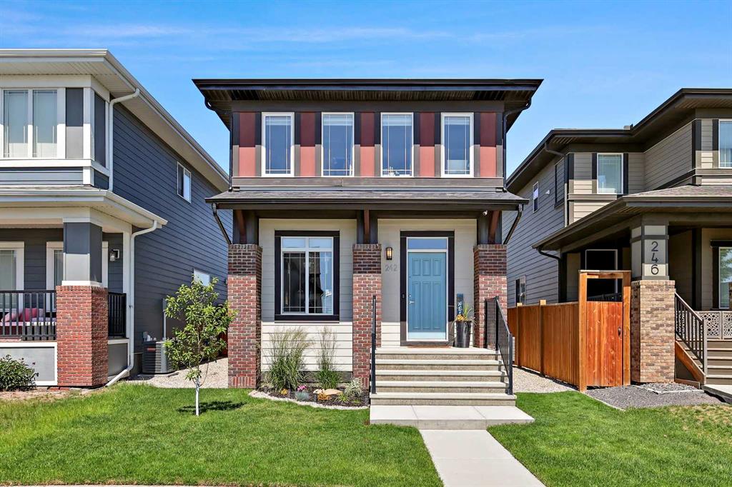 242 Marquis Court SE, Calgary, Alberta, T3M 1Y1