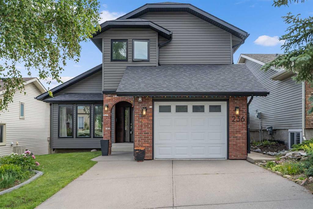236 Edgeland Road NW, Calgary, Alberta, T3A 2Z1