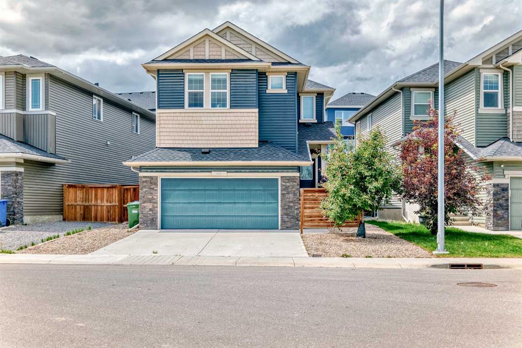 68 Evansglen Circle NW, Calgary, Alberta, T3P0W7
