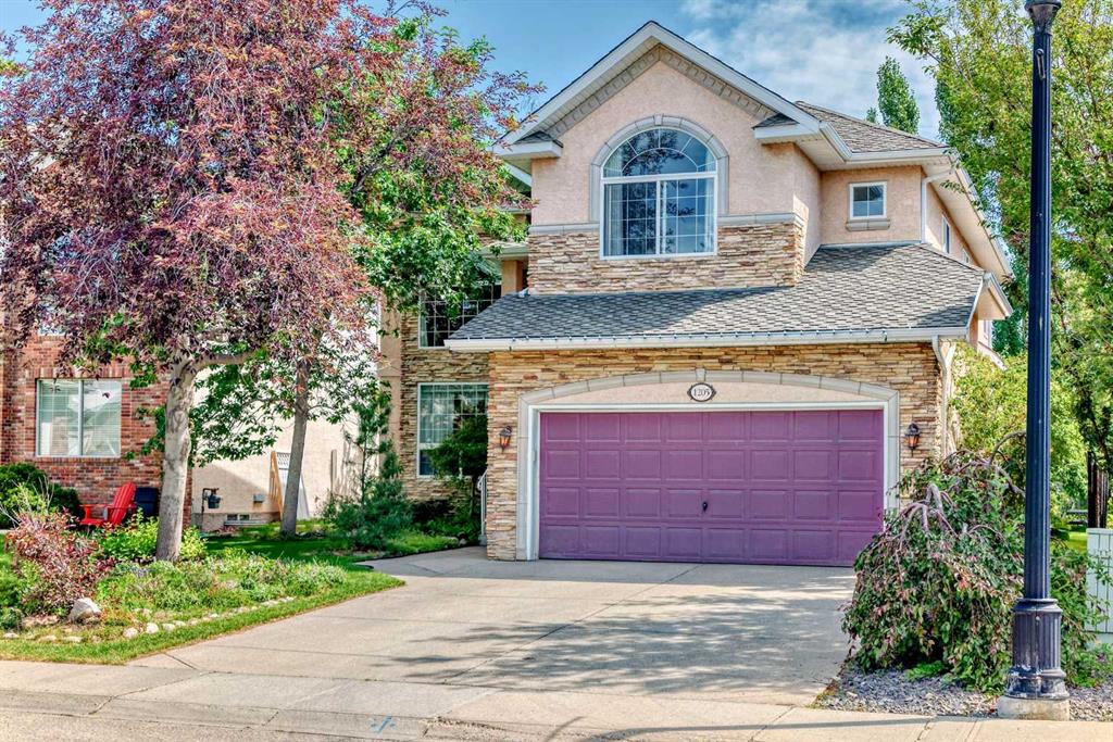 1205 Strathcona Drive SW, Calgary, Alberta, T3R 3R8
