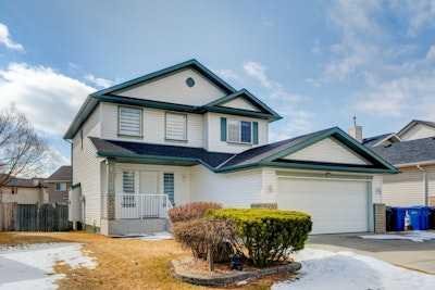 163 Springmere Close, Chestermere, Alberta, T1X 1J9