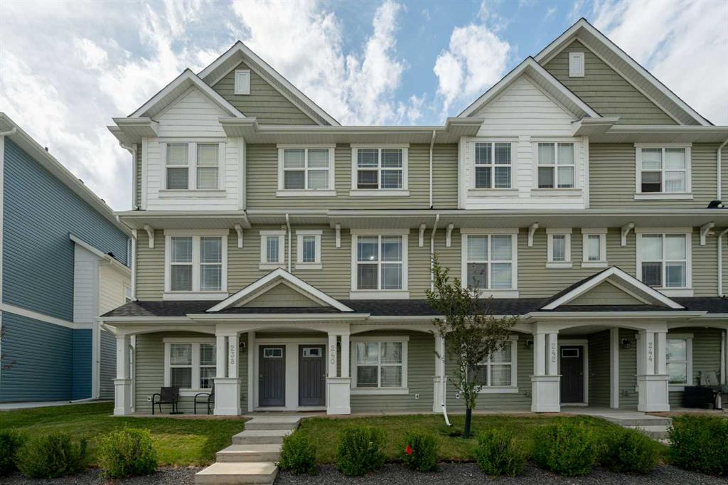 240 Copperleaf Way SE, Calgary, Alberta, T2Z 5G2