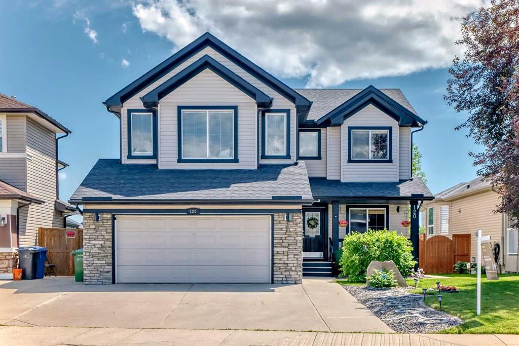 120 Oakmere Way, Chestermere, Alberta, T1X 1N3