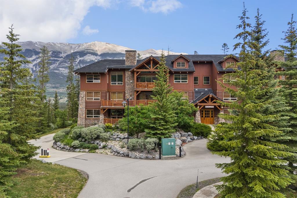 #210 104 Armstrong Place, Canmore, Alberta, T1W 3L5
