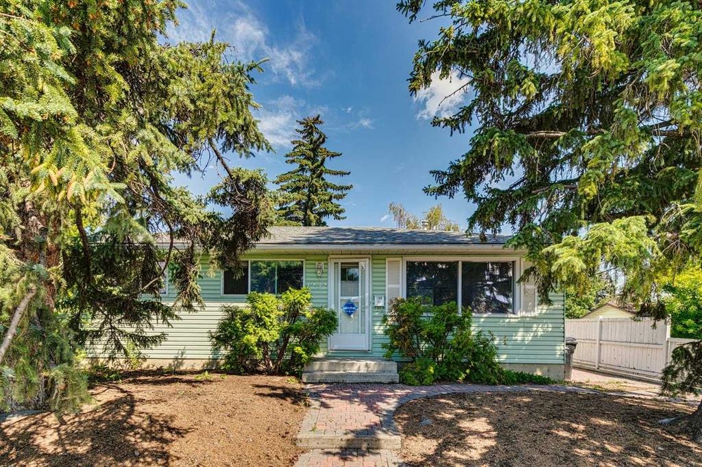 1232 32 Street SE, Calgary, Alberta, T2A 0Z4