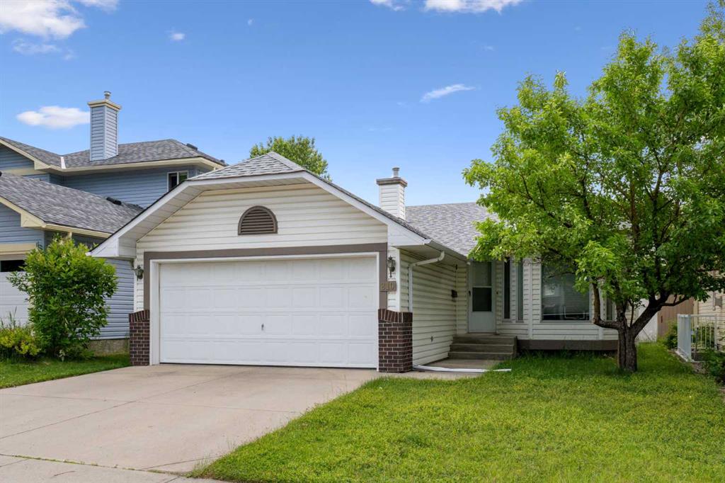 810 Coventry Drive NE, Calgary, Alberta, T3K 4G2