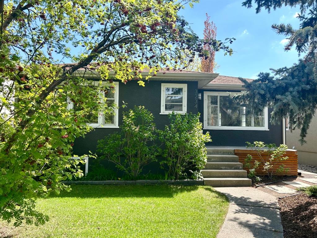 3234 14 Street SW, Calgary, Alberta, T2T 3V9