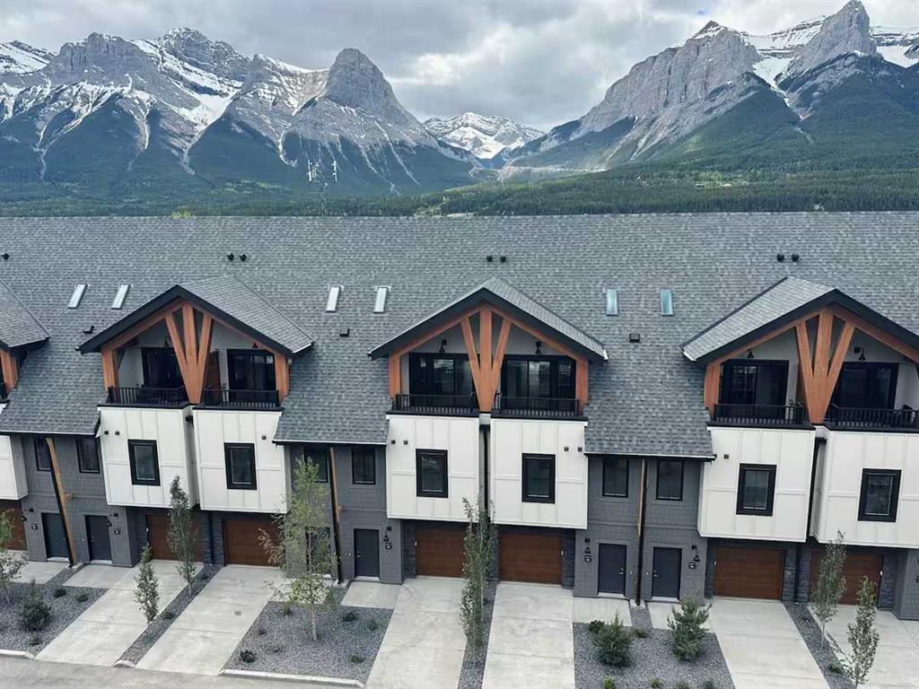 #3 1717 Mountain Avenue, Canmore, Alberta, T2W 2W1