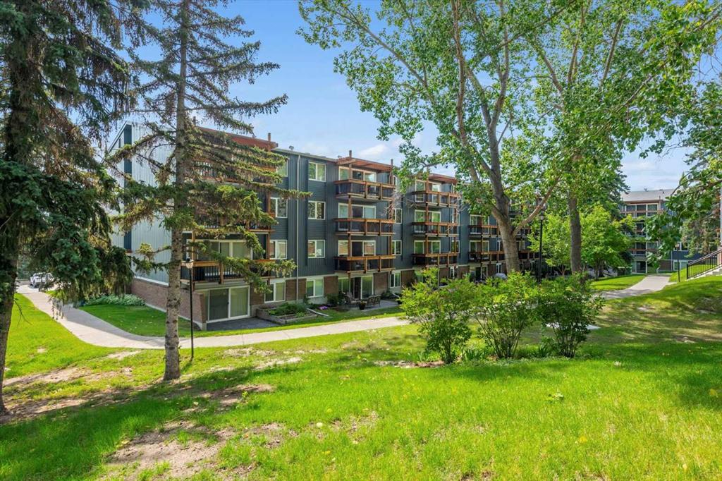 #110 816 89 Avenue SW, Calgary, Alberta, T2V 4N8