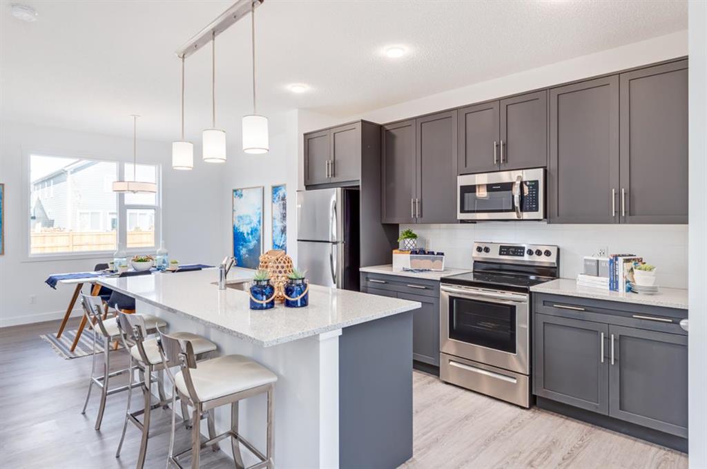 72 Creekside Rise SW, Calgary, Alberta, T2X 6G8