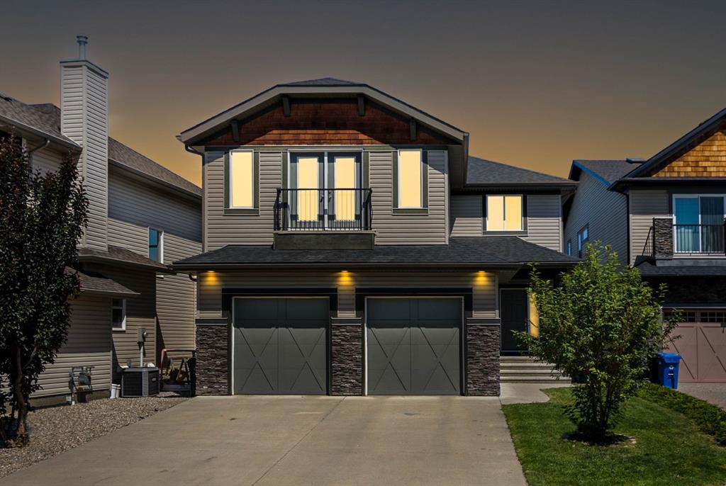 40 Val Gardena Court SW, Calgary, Alberta, T3H 0L4