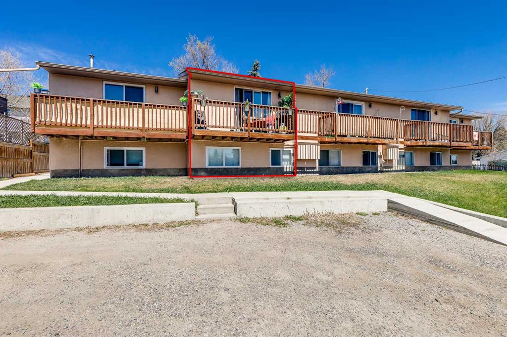 #7 130 Mcrae Street, Okotoks, Alberta, T1S 1J4