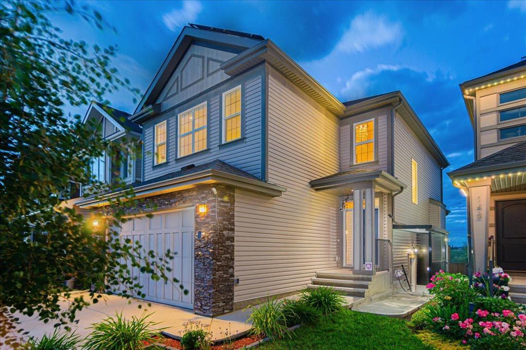 138 Copperpond Street SE, Calgary, Alberta, T2Z 5B5