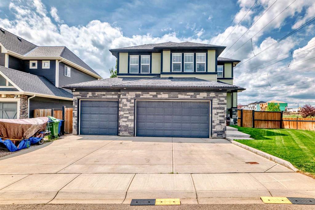197 Rainbow Falls Heath, Chestermere, Alberta, T1X 0S7