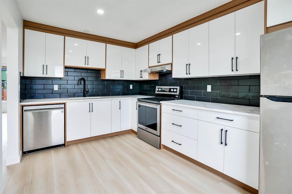 553 Abinger Road NE, Calgary, Alberta, T2A6M4