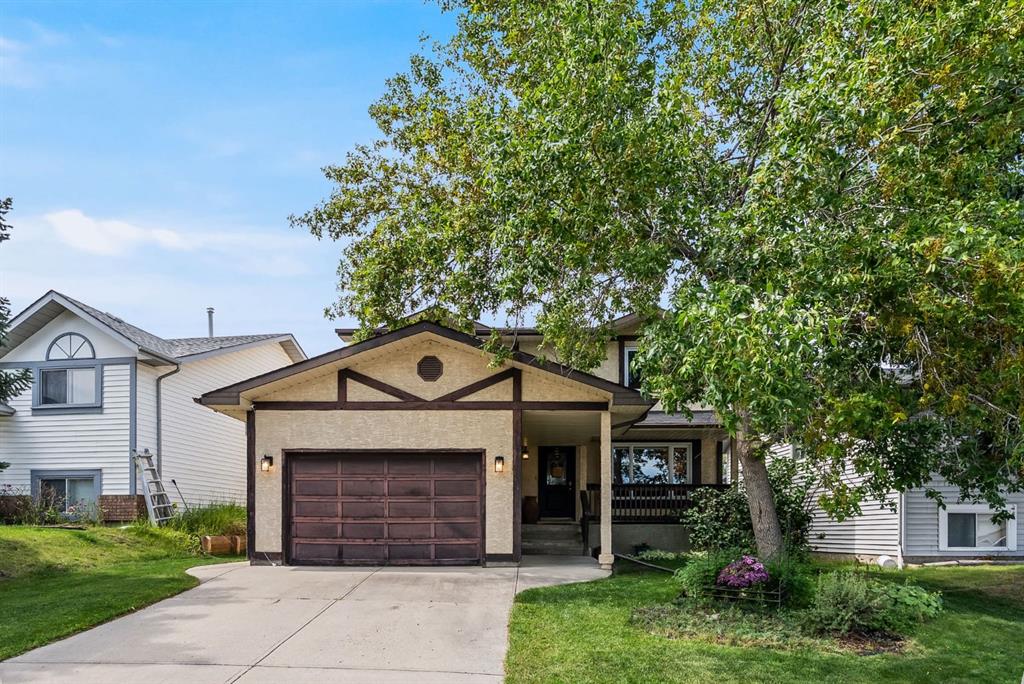 202 Shawinigan Way SW, Calgary, Alberta, T2Y 2W3