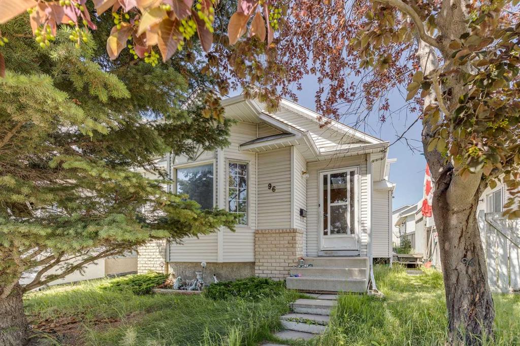 96 Covington Road NE, Calgary, Alberta, T3K 4A8