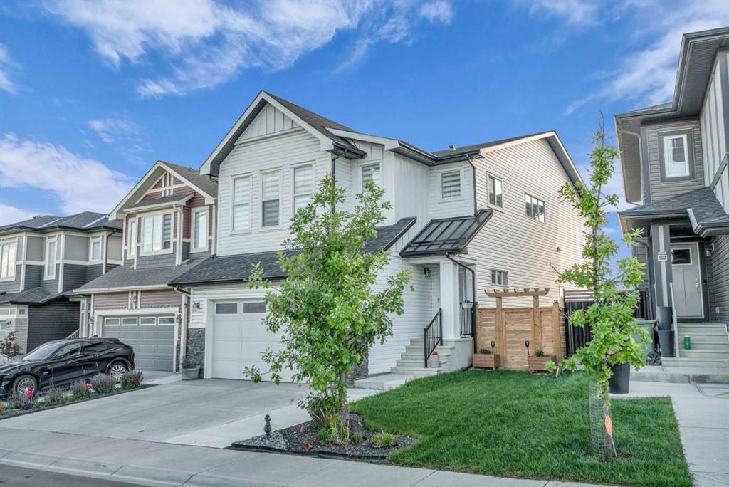 240 Lucas Crescent NW, Calgary, Alberta, T3P 1M8