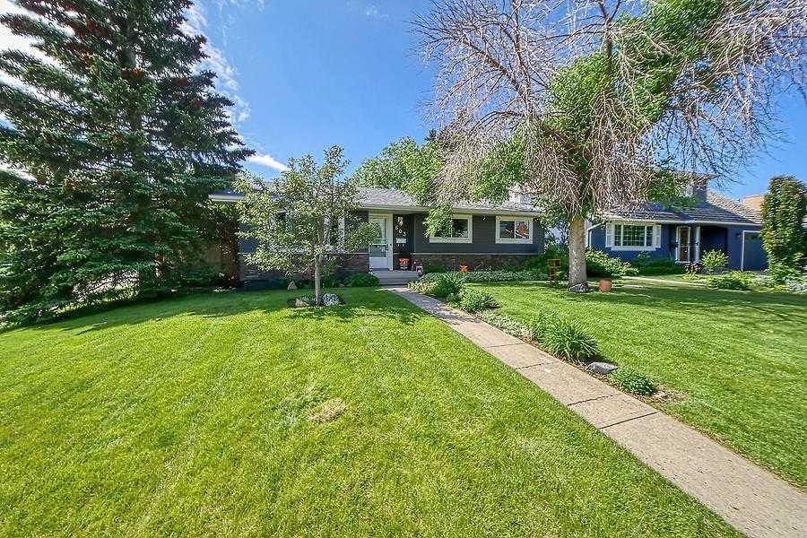 603 75 Avenue NW, Calgary, Alberta, T2K 0R1