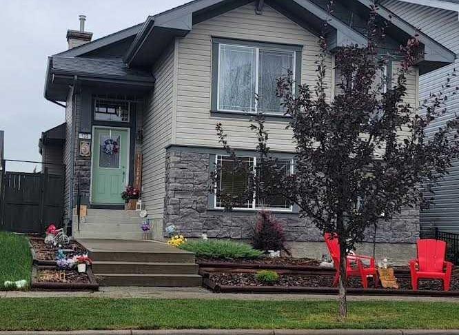 135 Prestwick Heath SE, Calgary, Alberta, T2Z 4E4