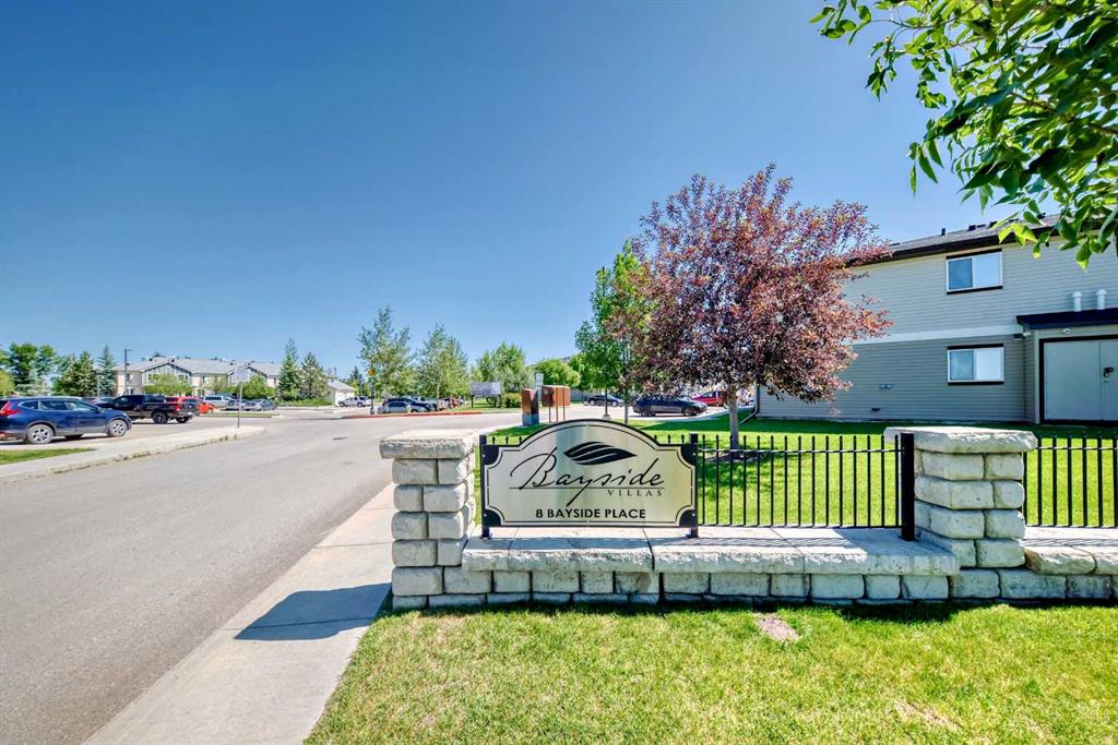 #206 8 Bayside Place, Strathmore, Alberta, T1P0E1