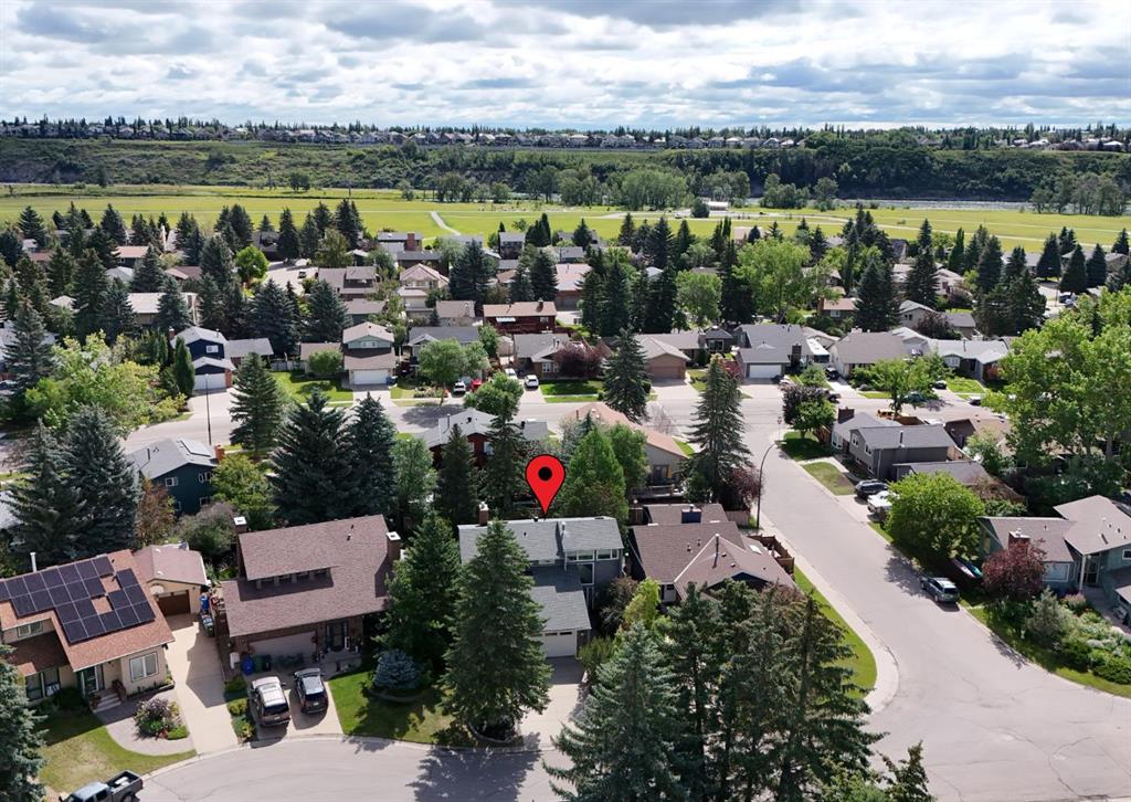 731 Deercroft Way SE, Calgary, Alberta, T2J 5V4
