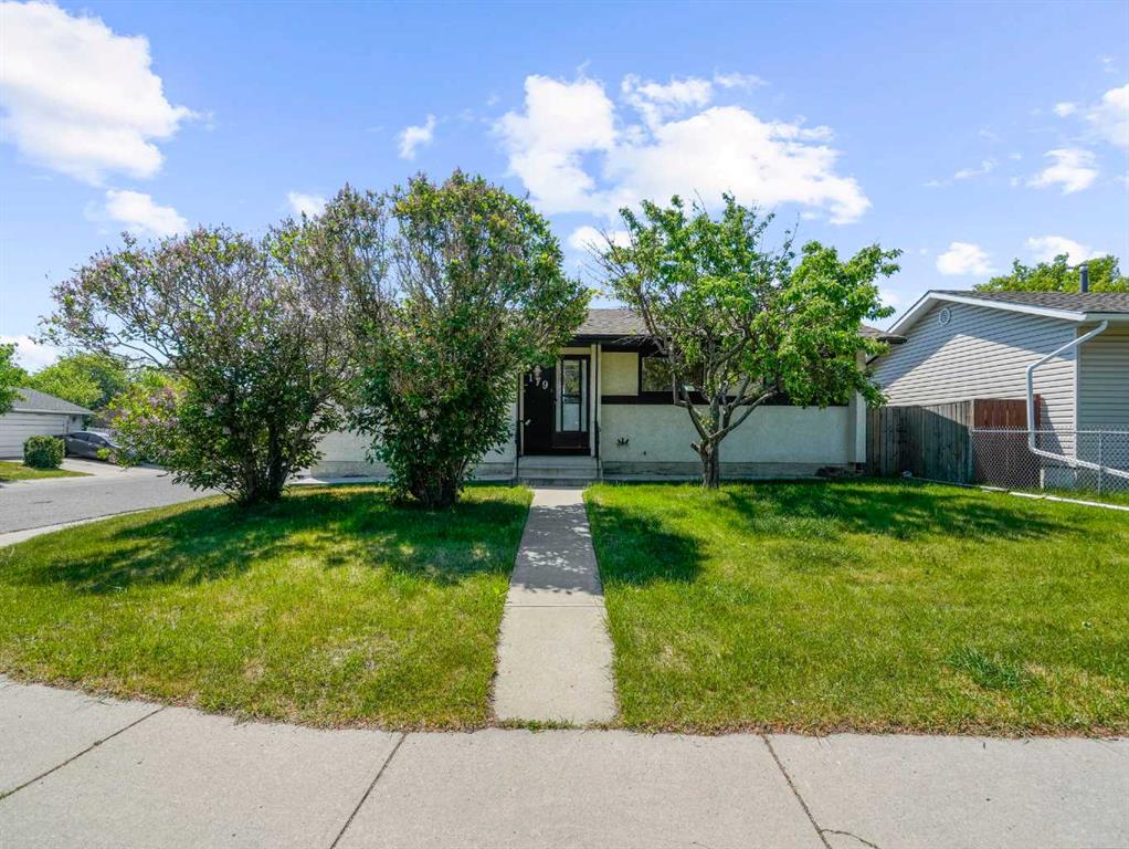 179 Pinecliff Way NE, Calgary, Alberta, T1Y 3X4