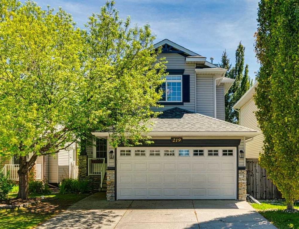 219 Chapalina Place SE, Calgary, Alberta, T2X 3P4