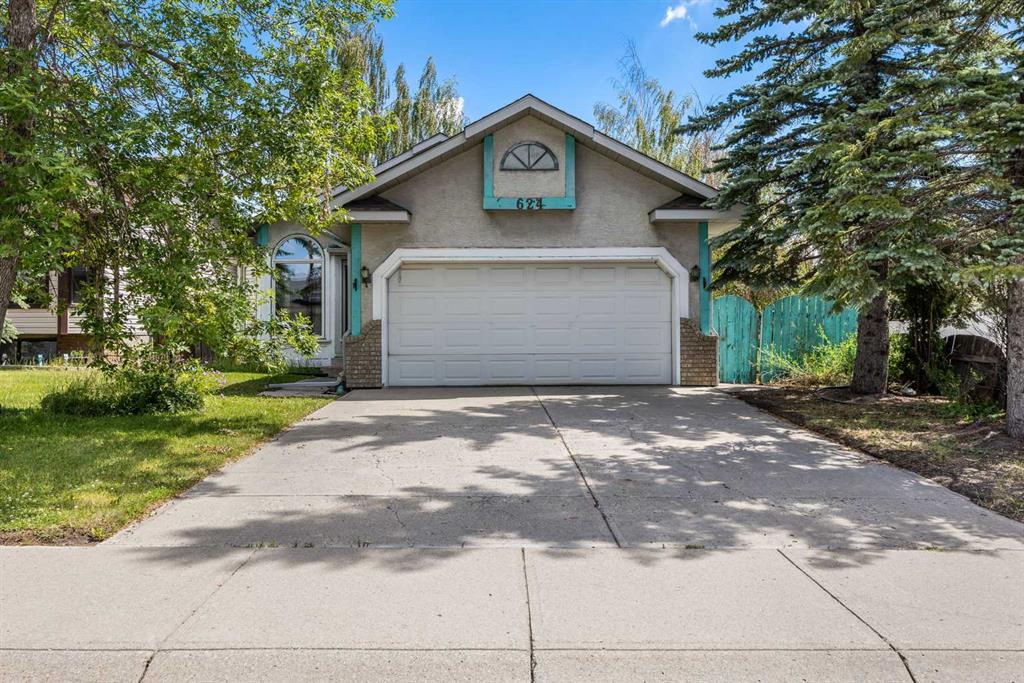 624 Shawinigan Drive SW, Calgary, Alberta, T2Y2H4