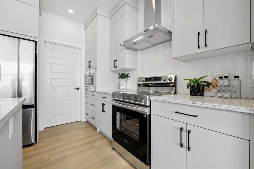 68 Lewiston View NE, Calgary, Alberta, T3P 2J1