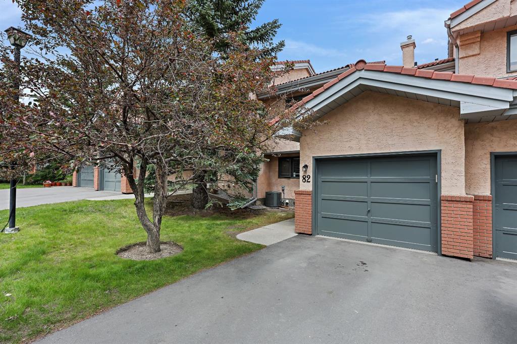 #82 5810 Patina Drive SW, Calgary, Alberta, T3H 2Y6