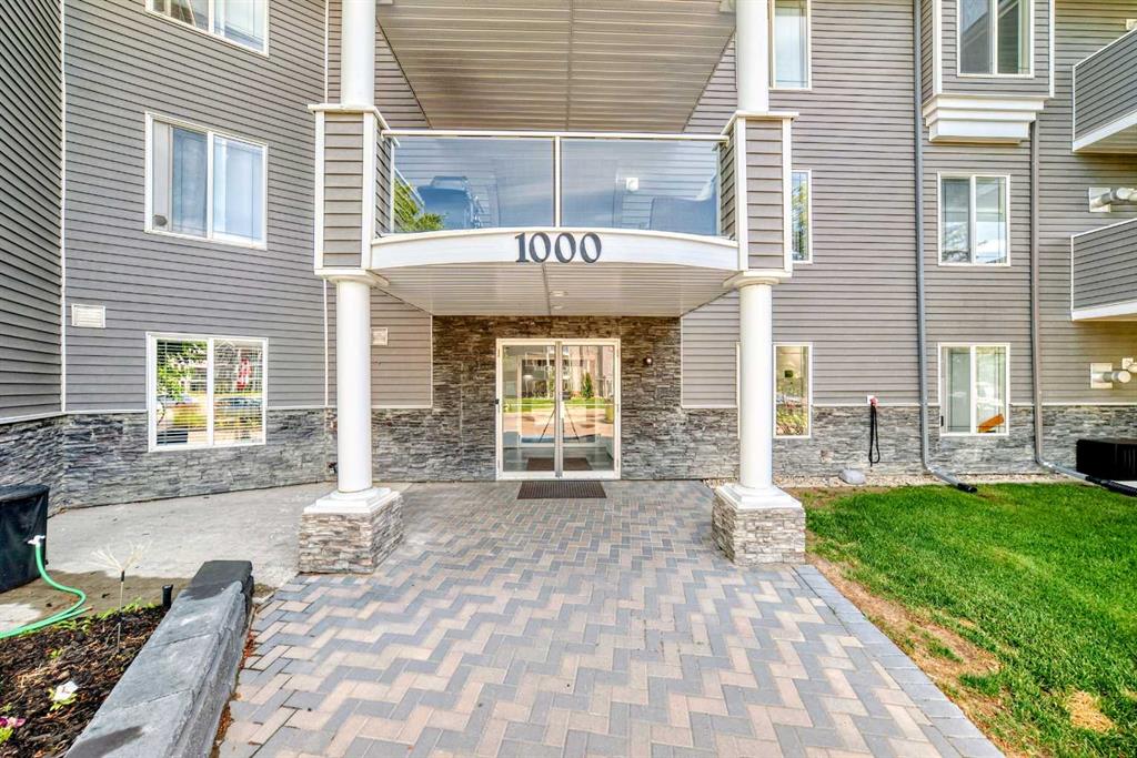 #1102 1102 Tuscarora Manor NW, Calgary, Alberta, T3L2J9