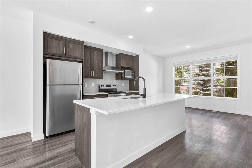 210 Silverado Skies Common SW, Calgary, Alberta, T2X 0J3