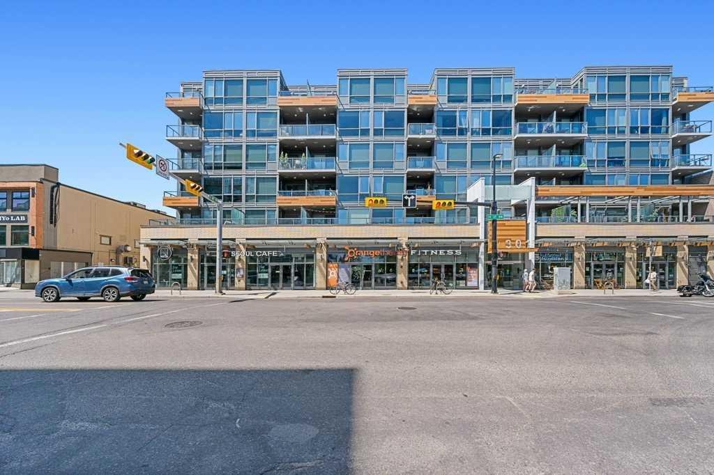 #305 301 10 Street NW, Calgary, Alberta, T2N1V5