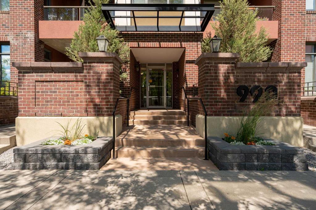 #124 990 Centre Avenue NE, Calgary, Alberta, T2E 2M9